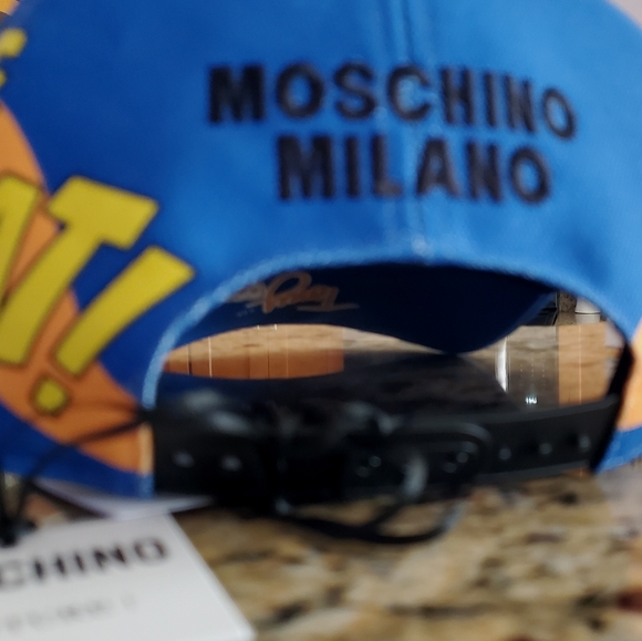 Moschino" Tony the Tiger" cap ,hat Italy,new in box adjusts unisex /tags +699 - Picture 6 of 12